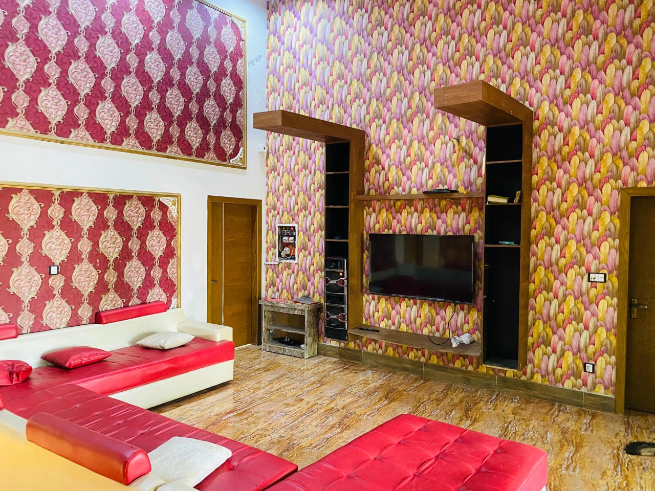 Luxury Lounge
